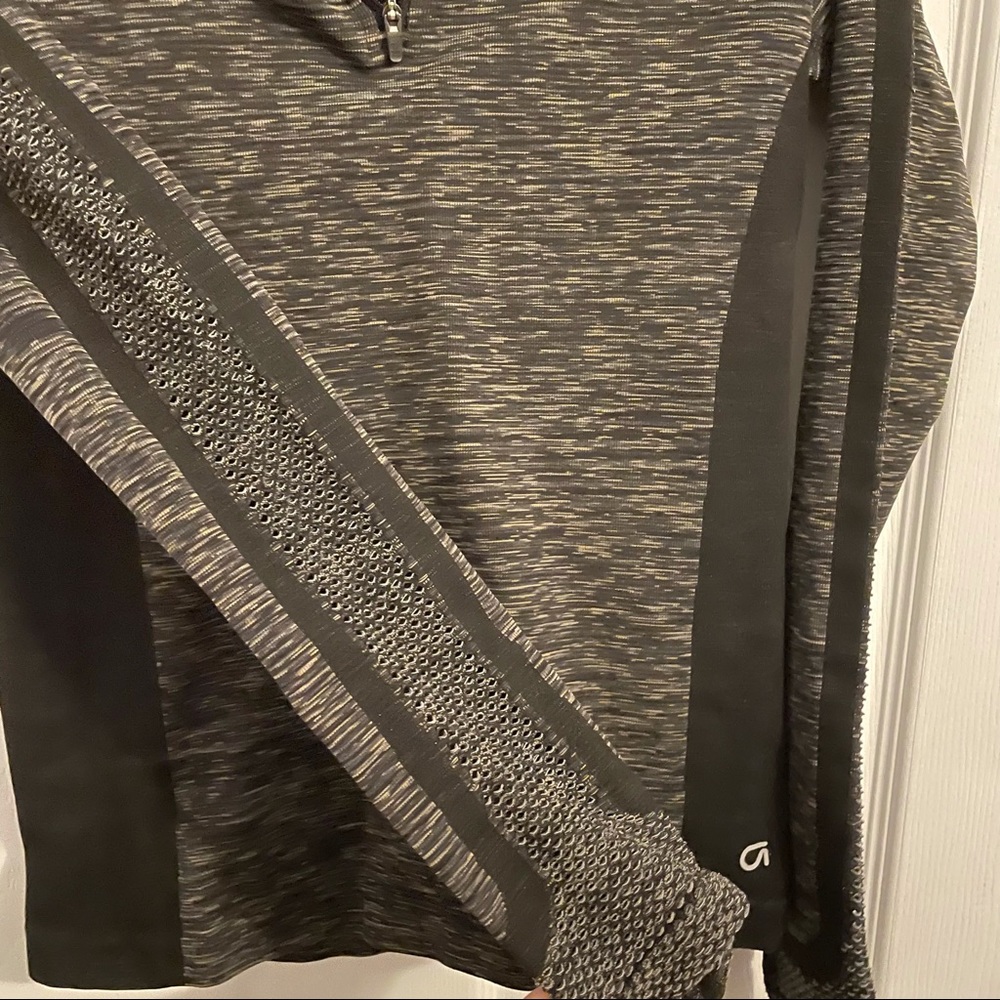 Gap Fit Workout Top Jacket - Picture 4 of 5